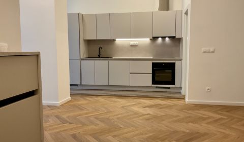 Mieten 2-Zimmer-Wohnung, 2-Zimmer-Wohnung, Poštová, Bratislava - Staré