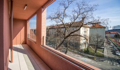 Kaufen 2-Zimmer-Wohnung, 2-Zimmer-Wohnung, Košická, Bratislava - Ružin