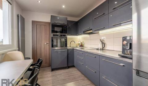 Kaufen 4-Zimmer-Wohnung, 4-Zimmer-Wohnung, Poprad, Slowakei