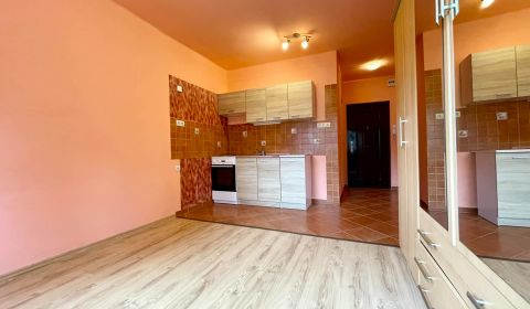 Kaufen Garconniere, Garconniere, Komárno, Slowakei