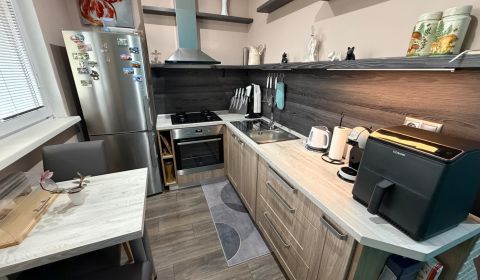 Kaufen 2-Zimmer-Wohnung, 2-Zimmer-Wohnung, Gagarinova, Topoľčany, Slow