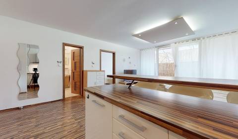 Mieten 2-Zimmer-Wohnung, 2-Zimmer-Wohnung, Šafárikova, Trenčín, Slowak