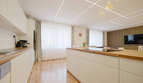 Kaufen Einfamilienhaus, Einfamilienhaus, Mládeže, Žilina, Slowakei