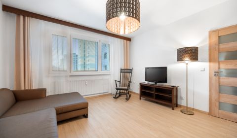 Kaufen 3-Zimmer-Wohnung, 3-Zimmer-Wohnung, Hálova, Bratislava - Petrža