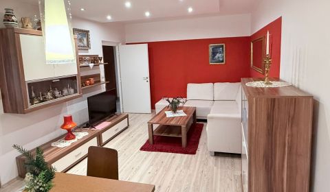 Kaufen 3-Zimmer-Wohnung, 3-Zimmer-Wohnung, Tulská, Banská Bystrica, Sl