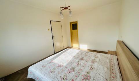 Kaufen 2-Zimmer-Wohnung, 2-Zimmer-Wohnung, Bezručova, Nové Zámky, Slow