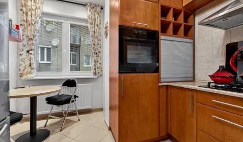 Kaufen 3-Zimmer-Wohnung, 3-Zimmer-Wohnung, Obchodná, Bratislava - Star