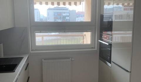 Kaufen 2-Zimmer-Wohnung, 2-Zimmer-Wohnung, Drotárska cesta, Bratislava