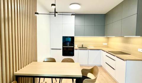 Mieten 2-Zimmer-Wohnung, 2-Zimmer-Wohnung, dominika, Bratislava - Lama