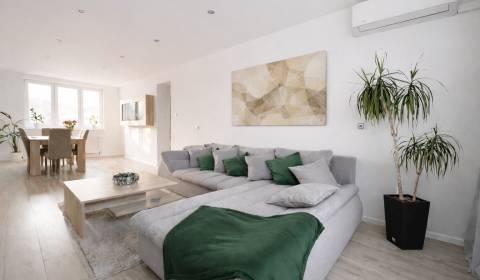 Kaufen 3-Zimmer-Wohnung, 3-Zimmer-Wohnung, Školská, Pezinok, Slowakei