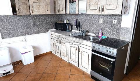 Mieten 2-Zimmer-Wohnung, Prievidza, Slowakei