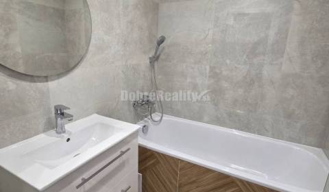 Kaufen 3-Zimmer-Wohnung, 3-Zimmer-Wohnung, Š. Králika, Prievidza, Slow