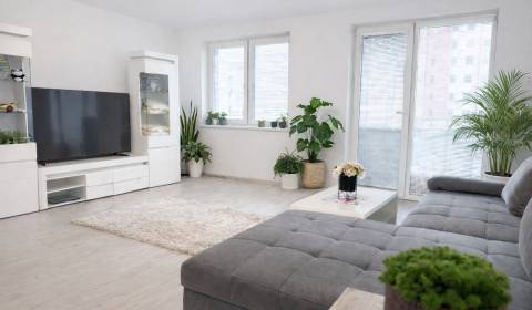 Kaufen 2-Zimmer-Wohnung, 2-Zimmer-Wohnung, Uzbecká, Bratislava - Podun