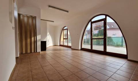 Kaufen Geschäftsräumlichkeiten, Geschäftsräumlichkeiten, Kukučínova, D