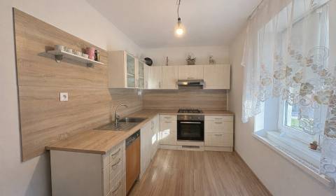 Mieten 2-Zimmer-Wohnung, 2-Zimmer-Wohnung, 28. októbra, Trenčín, Slowa