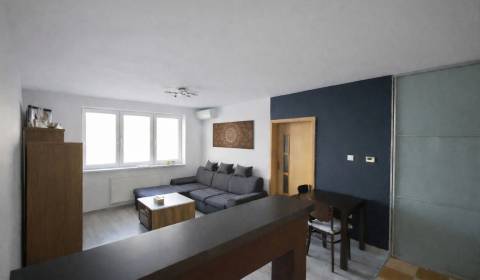 Kaufen 3-Zimmer-Wohnung, 3-Zimmer-Wohnung, M.R.Štefánika, Senec, Slowa