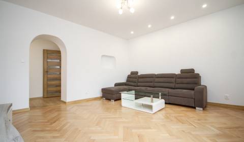 Kaufen 2-Zimmer-Wohnung, 2-Zimmer-Wohnung, Beckovská, Trenčín, Slowake