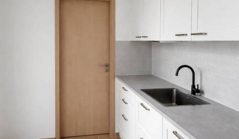 Kaufen 3-Zimmer-Wohnung, 3-Zimmer-Wohnung, Na križovatkách, Bratislava