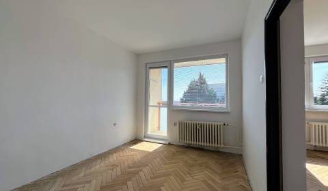 Kaufen 3-Zimmer-Wohnung, 3-Zimmer-Wohnung, Wilsonovo nábrežie, Nitra, 