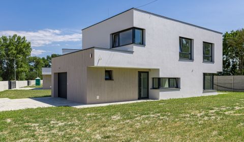 Kaufen Einfamilienhaus, Einfamilienhaus, Kaštieľska, Senec, Slowakei