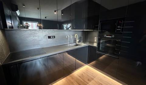 Mieten 2-Zimmer-Wohnung, 2-Zimmer-Wohnung, Prievidza, Slowakei