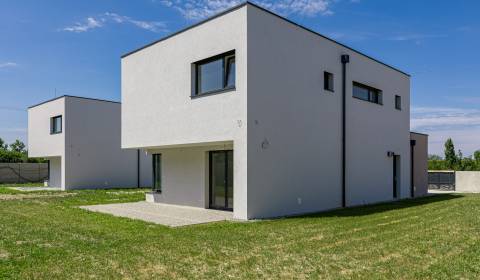 Kaufen Einfamilienhaus, Einfamilienhaus, Kaštieľska, Senec, Slowakei