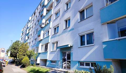 Kaufen 3-Zimmer-Wohnung, 3-Zimmer-Wohnung, Lachová, Bratislava - Petrž