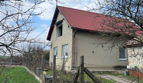 Einfamilienhaus in ruhiger Lage von Veľká Maňa zu verkaufen