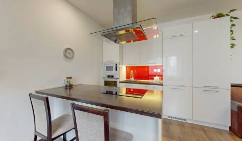 Kaufen 3-Zimmer-Wohnung, 3-Zimmer-Wohnung, Hodžova, Nitra, Slowakei