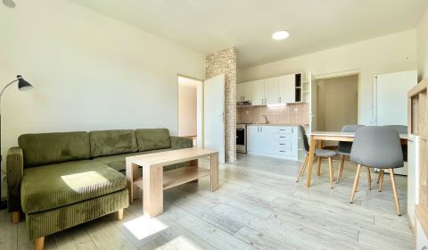 Mieten 2-Zimmer-Wohnung, 2-Zimmer-Wohnung, Východná, Trenčín, Slowakei