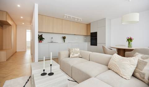 Kaufen 4-Zimmer-Wohnung, 4-Zimmer-Wohnung, Markušova, Košice - Západ, 