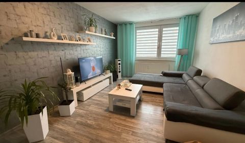 Kaufen 4-Zimmer-Wohnung, 4-Zimmer-Wohnung, Ku Bratke, Levice, Slowakei