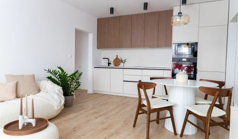 Kaufen 2-Zimmer-Wohnung, 2-Zimmer-Wohnung, Medzilaborecká, Bratislava 