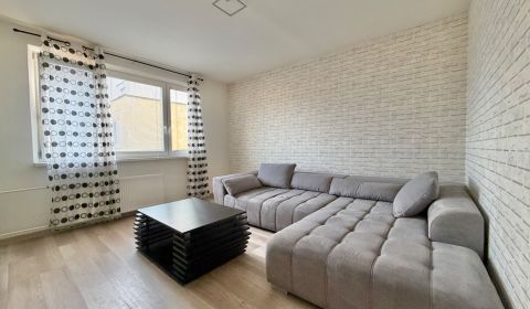 Gemütliche 2-Zimmer-Wohnung mit Loggia in ruhiger Lage