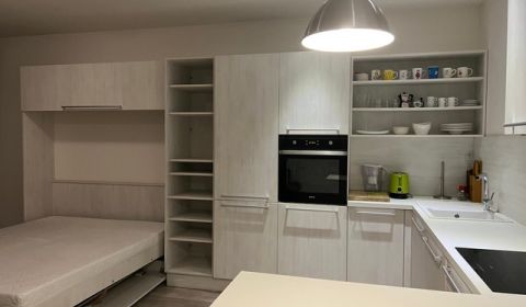 Kaufen 1-Zimmer-Wohnung, 1-Zimmer-Wohnung, Dunajská, Bratislava - Star