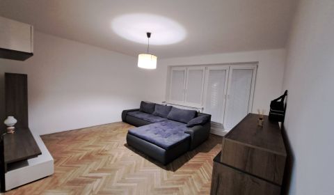 Mieten 2-Zimmer-Wohnung, 2-Zimmer-Wohnung, Jána Dalloša, Galanta, Slow