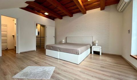 Mieten 4-Zimmer-Wohnung, 4-Zimmer-Wohnung, Palackého, Bratislava - Sta