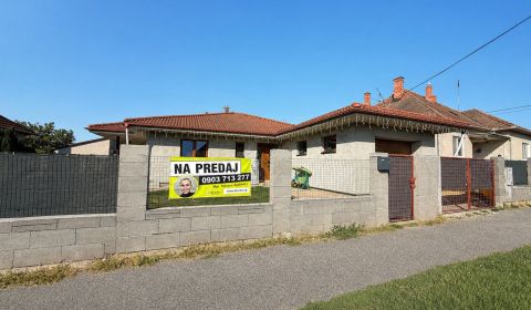 Kaufen Einfamilienhaus, Einfamilienhaus, Zlaté Moravce, Slowakei