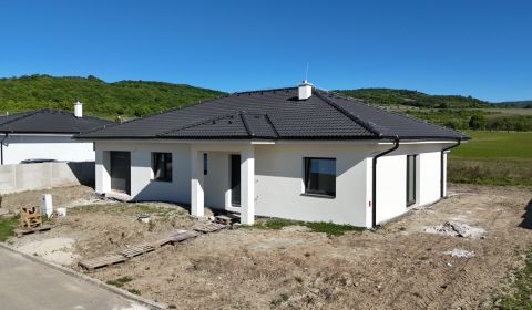 Kaufen Einfamilienhaus, Einfamilienhaus, Delevarová, Pezinok, Slowakei