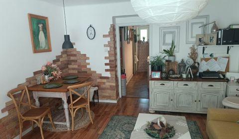 Kaufen 3-Zimmer-Wohnung, 3-Zimmer-Wohnung, P. Pázmaňa, Šaľa, Slowakei