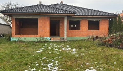 Kaufen Einfamilienhaus, Einfamilienhaus, Michalovce, Slowakei