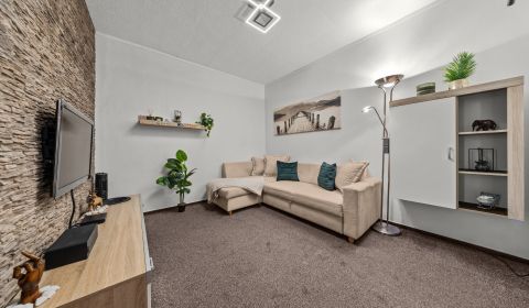 BA/DÚBRAVKA – Miete einer 1,5-Zimmer-Wohnung mit separatem Schlafzimme