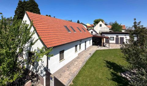 RESERVIERT: 3-Zimmer Haus mit historischem Weinkeller