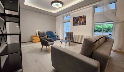 Mieten 2-Zimmer-Wohnung, 2-Zimmer-Wohnung, Jakubovo námestie, Bratisla