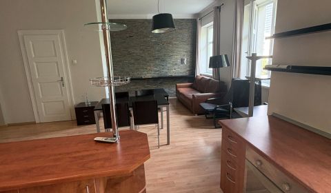 Mieten 2-Zimmer-Wohnung, 2-Zimmer-Wohnung, Dobrovského, Bratislava - S