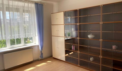 Kaufen 2-Zimmer-Wohnung, 2-Zimmer-Wohnung, Legionárska, Bratislava - R