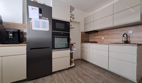Mieten 3-Zimmer-Wohnung, 3-Zimmer-Wohnung, Kernova, Martin, Slowakei