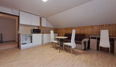 Mieten 3-Zimmer-Wohnung, 3-Zimmer-Wohnung, Jilemnického, Martin, Slowa