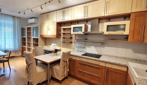 Mieten 2-Zimmer-Wohnung, 2-Zimmer-Wohnung, Drieňová, Bratislava - Ruži
