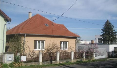 Kaufen Einfamilienhaus, Einfamilienhaus, Bratislava - Záhorská Bystric